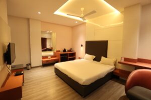 Hotel Rooms in Guna