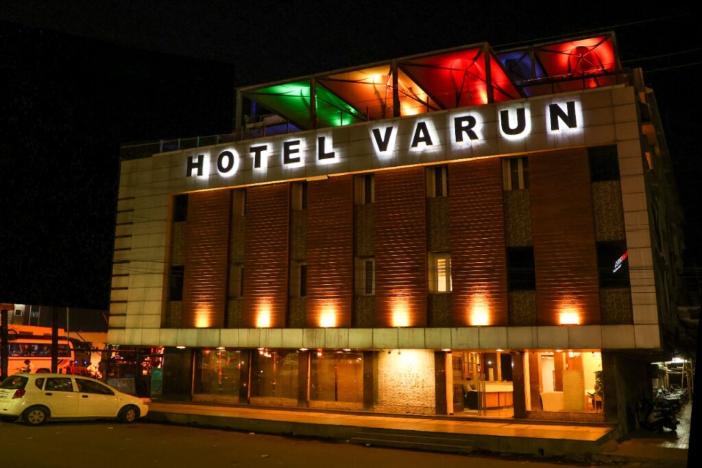 Hotel Varun Guna Reviews