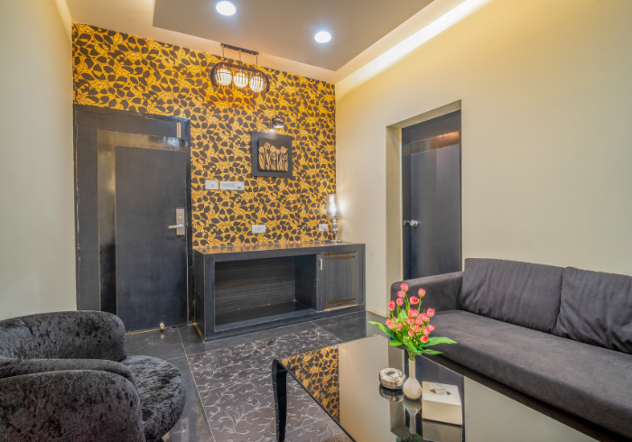 Suite living area with sofa