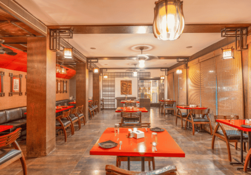 Best restaurant in Guna for lunch and dinner