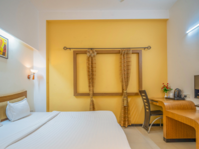 Elegant Deluxe Room at the best hotel in Guna